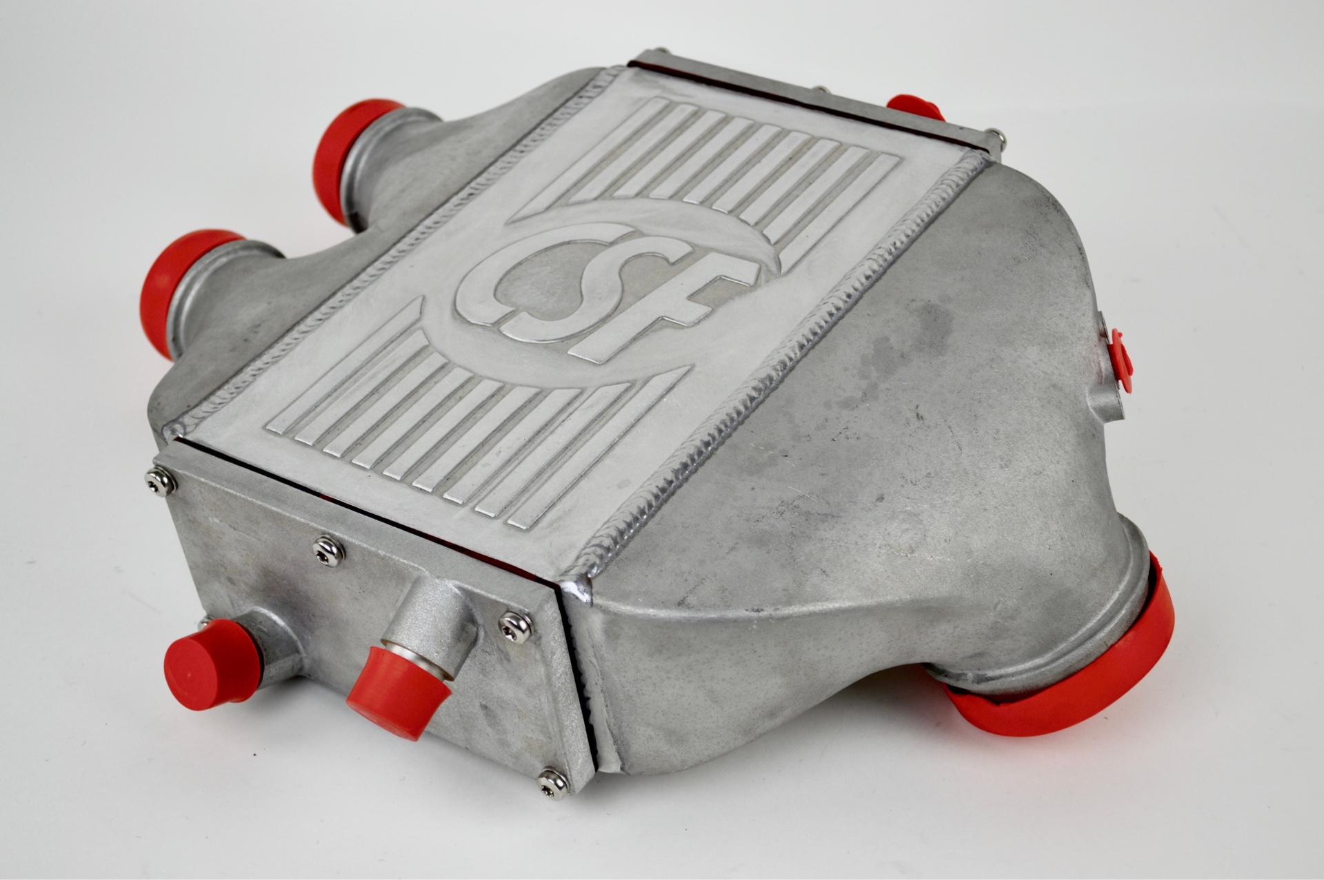CSF 8082R Top Mount Dual Flow Intercooler for BMW M3 (F80) / M4 (F82/F83)