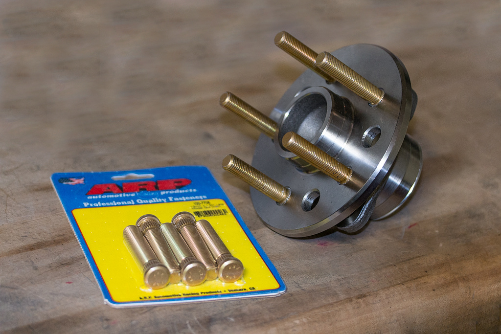 ARP 100-7722 Ford Mustang '05 & up front wheel stud kit (Фото-2)