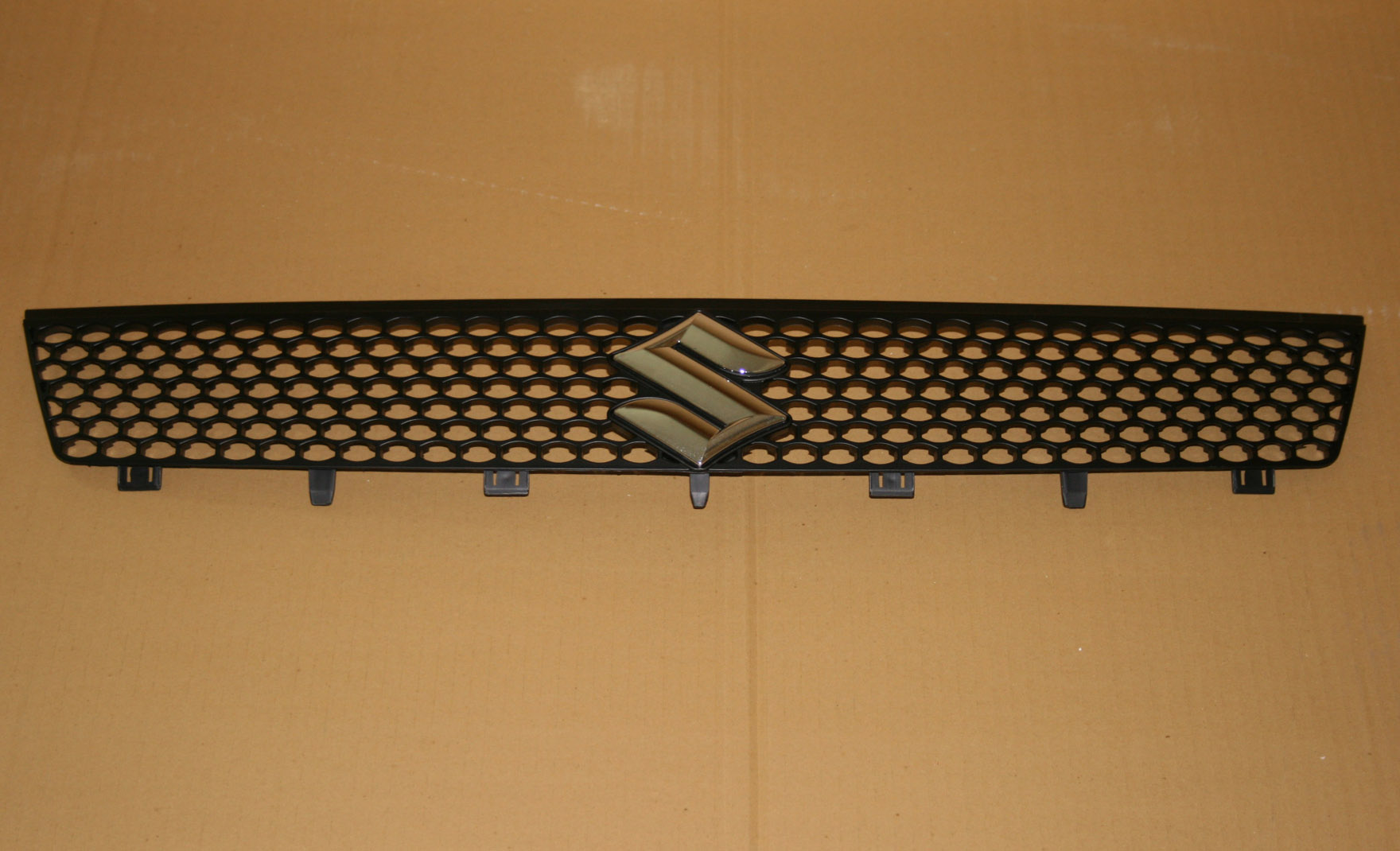 KAKUMEI resh-swift Radiator grille SUZUKI SWIFT, plastic (Фото-1)